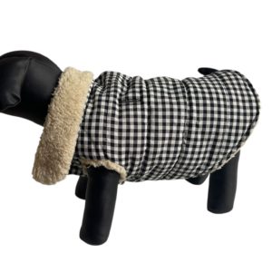 ABRIGO A CUADROS BLANCO Y NEGRO CON FORRO DE BORREGUITO